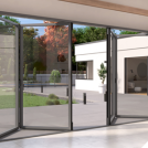 Redéfinissez l’espace, avec la nouvelle génération de portes repliables Infineo